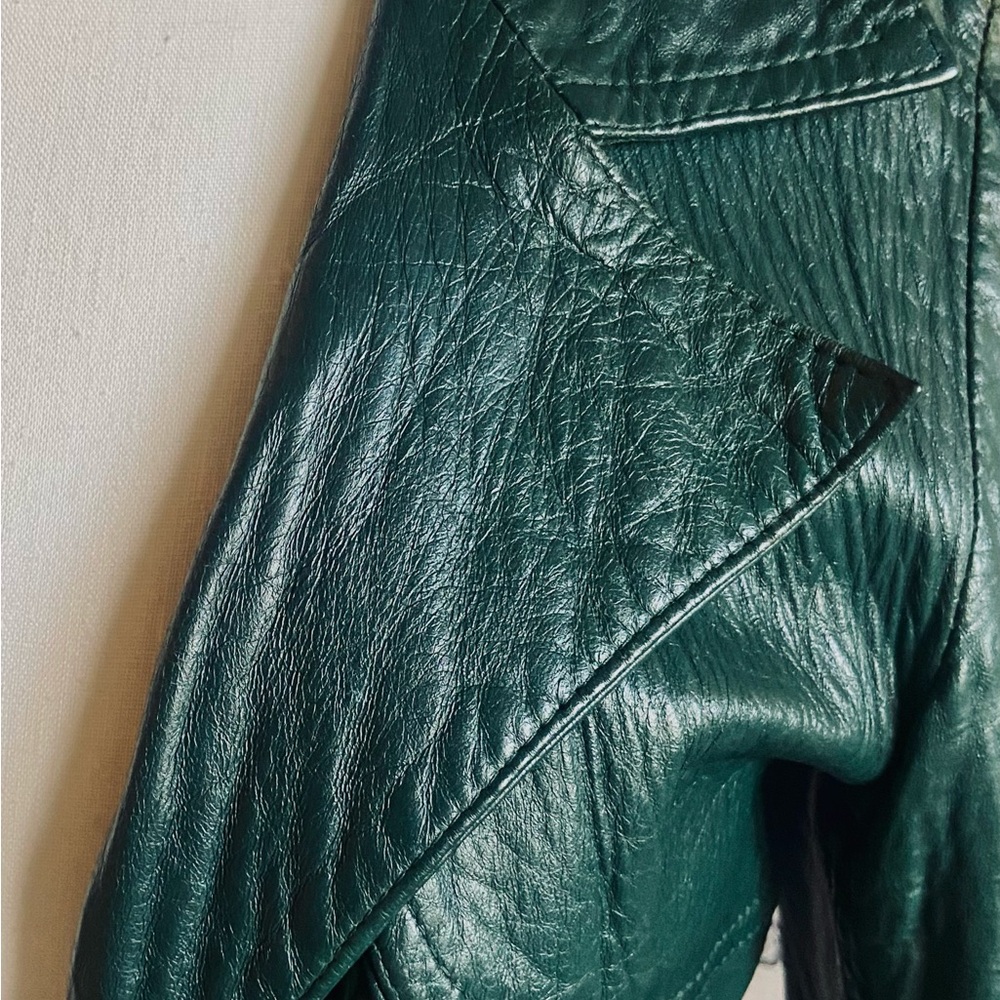 Vintage 70s green leather jacket